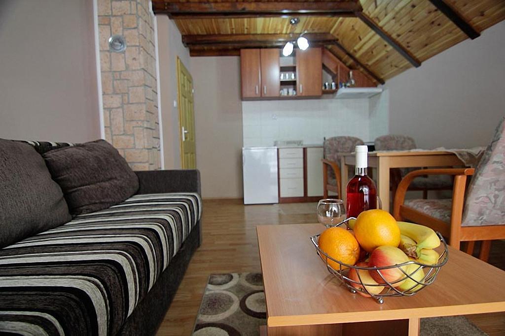 Apartments Andric Kaluđerske Bare Chambre photo